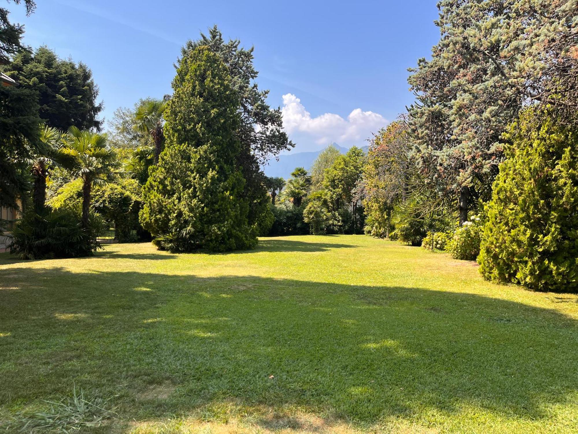 Villa Del Castanar Maccagno Exteriör bild