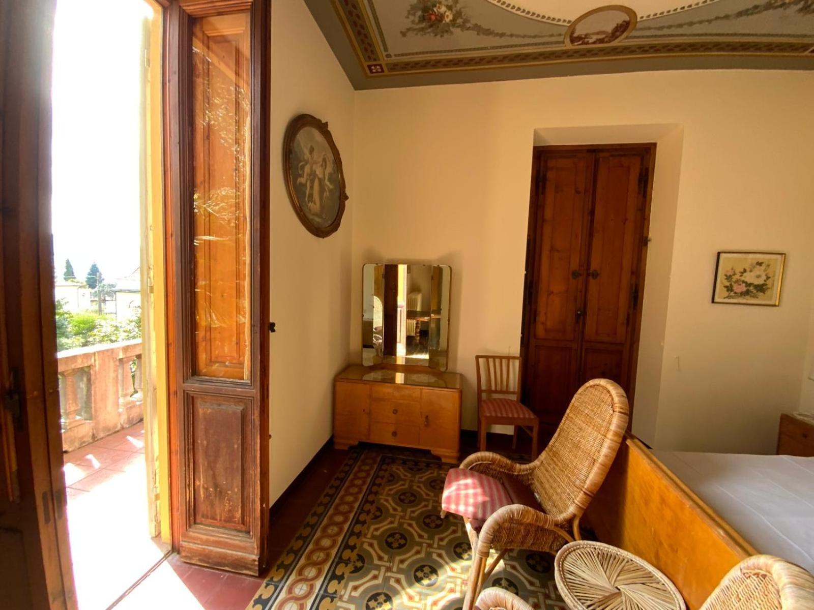 Villa Del Castanar Maccagno Exteriör bild